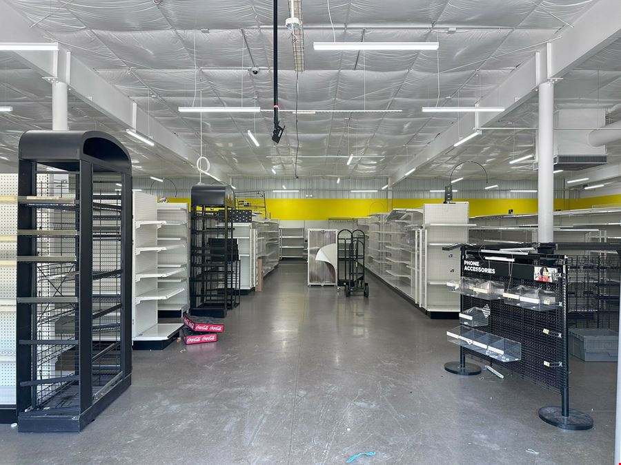 Bluebird Freestanding Retail Flex Center