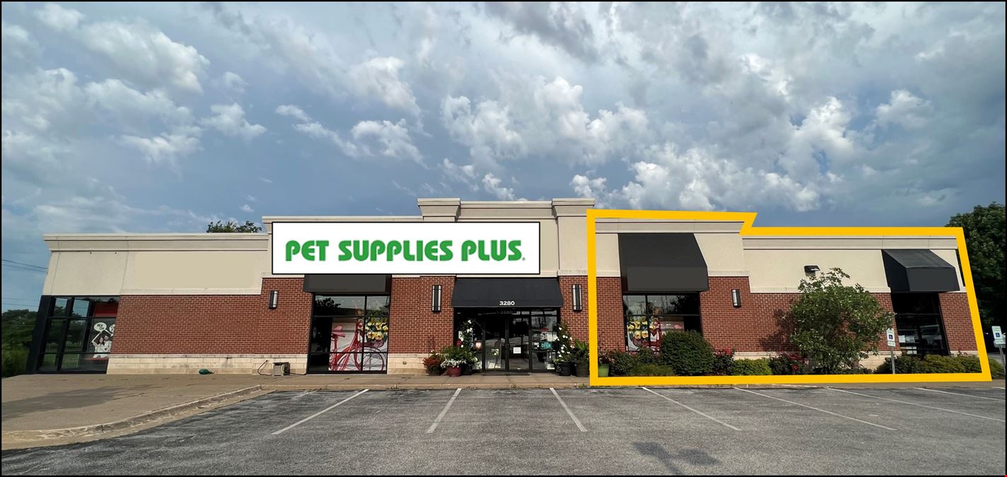 3280 Middle Rd, 2,400