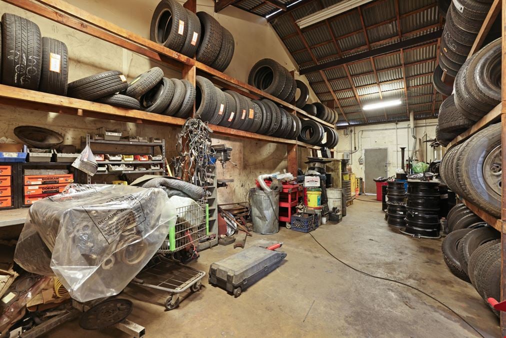 Auto Repair Commercial Property for Sale