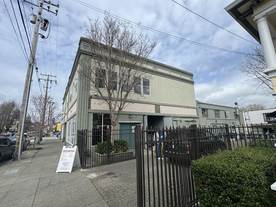 211 Western Avenue, Drees Building