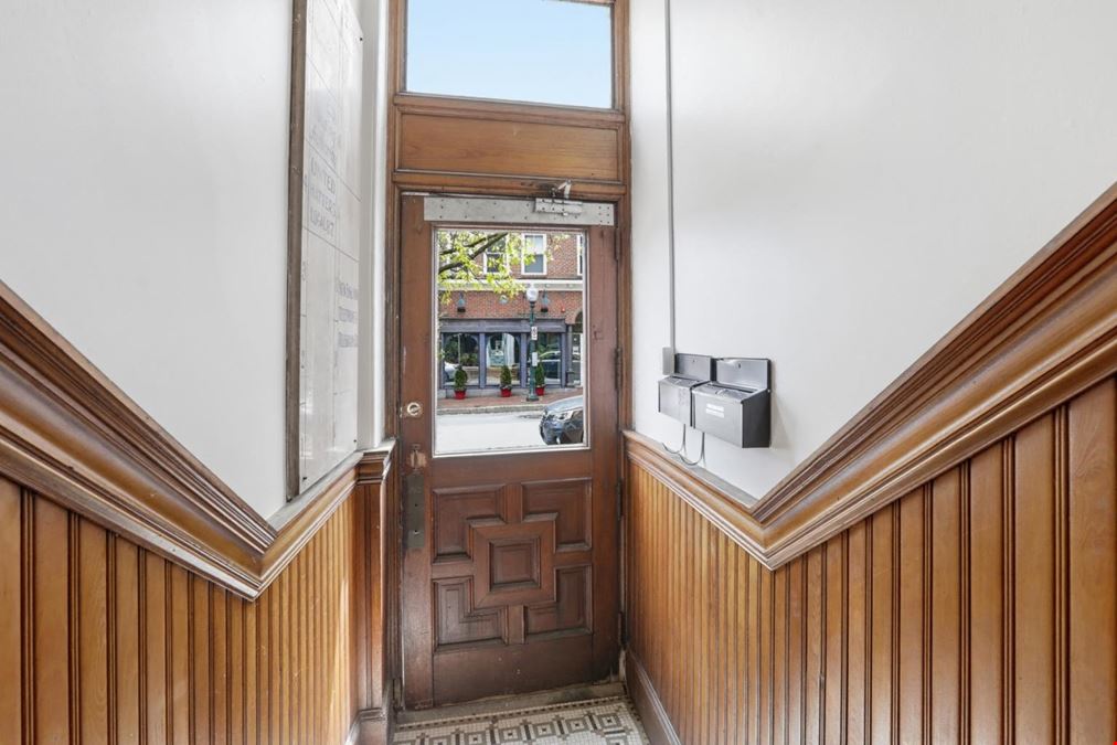 NOW LEASING! Premier Office/Retail Suites in Downtown Amesbury, MA