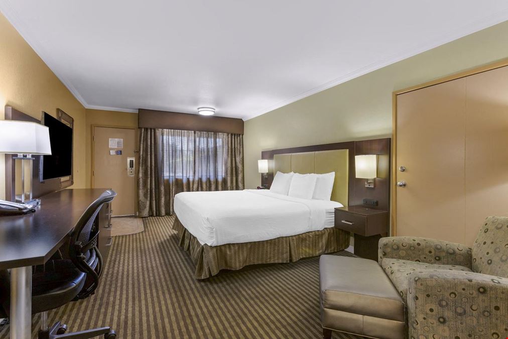 Best Western Royal Sun Inn & Suites