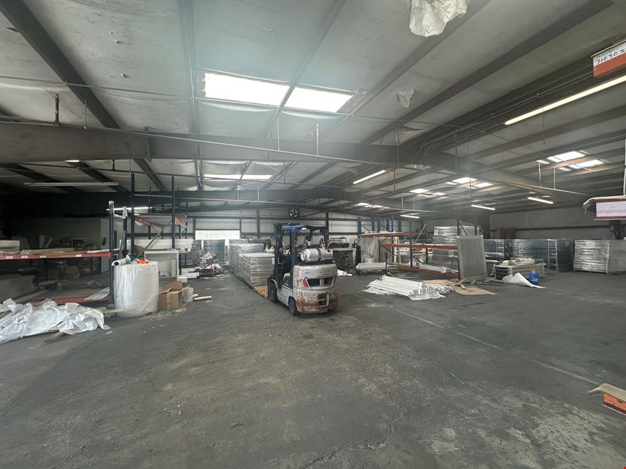 Centrally located Warehouse with Office Space