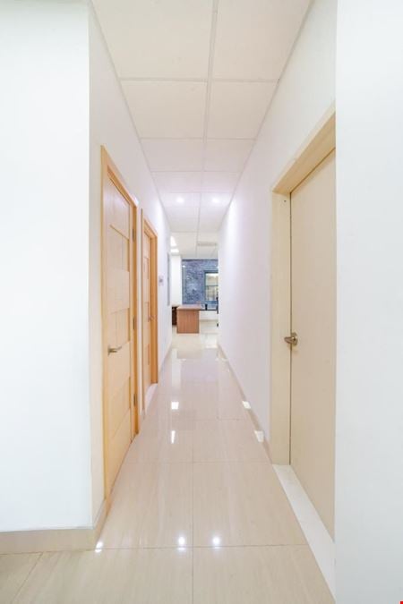 304 Fifth Ave, NY NY 10001