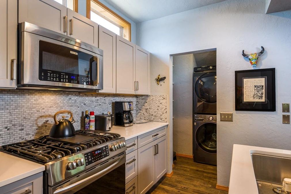 Live/Work Space - Boutique Shop in Chama, NM for Sale