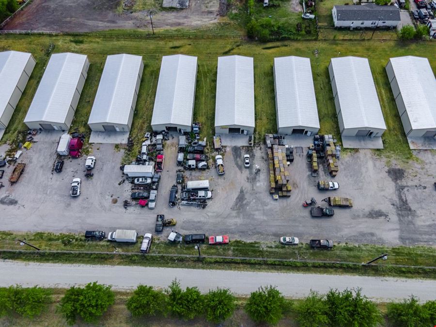 4,000 SF Light Industrial Suites For Lease