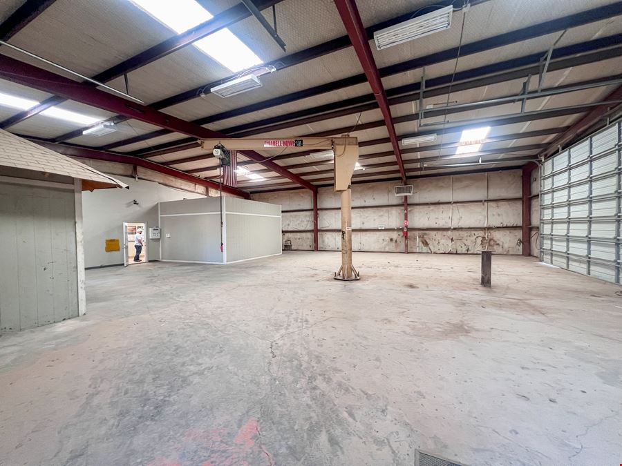 6610 E Hwy 80 & 6618 E Hwy 80 