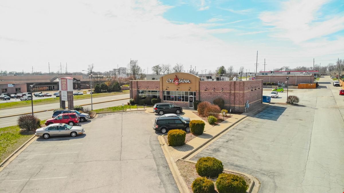 3,588 SF Freestanding Restaurant for Sale or Lease on Chestnut Expressway and Campbell