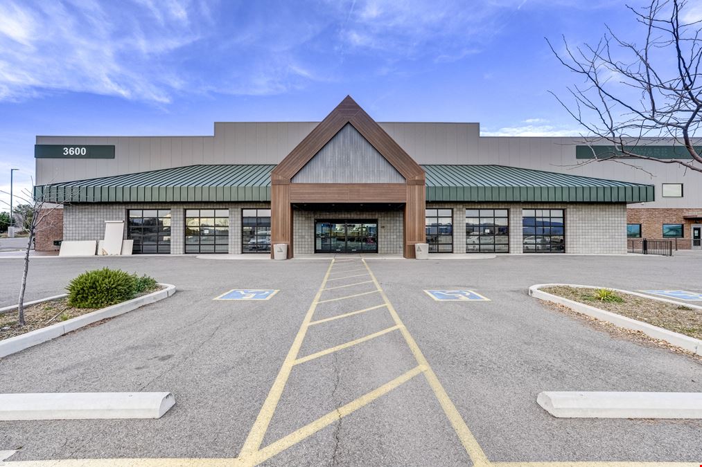 3600 North Glassford Hill Road