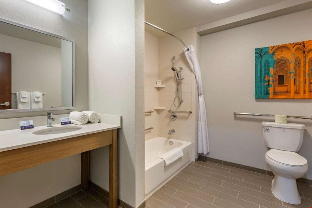 MainStay Suites Carlsbad