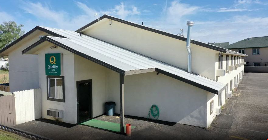 Quality Inn & Suburban Studios