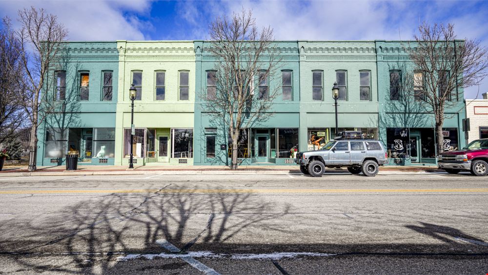 301 E Midland