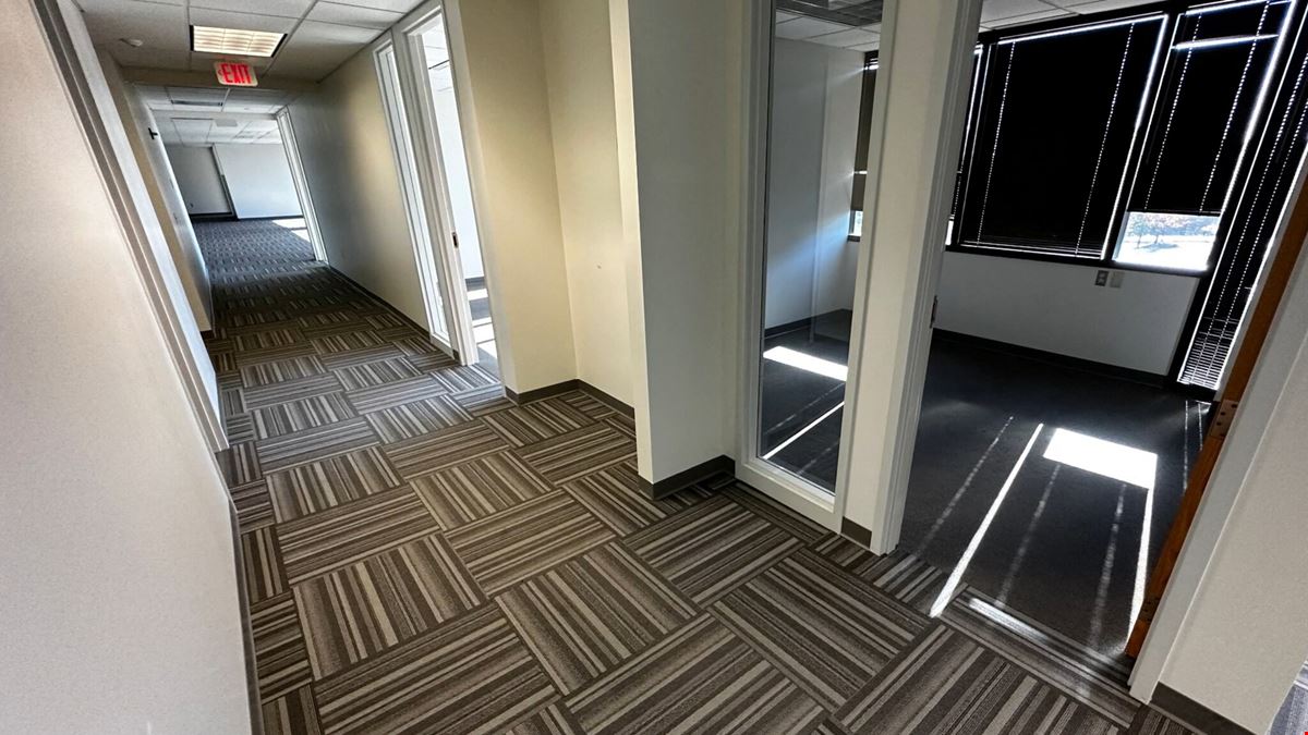 7144 SF Suite 640 Professional Office Space Available in Pittsburgh, PA 15220