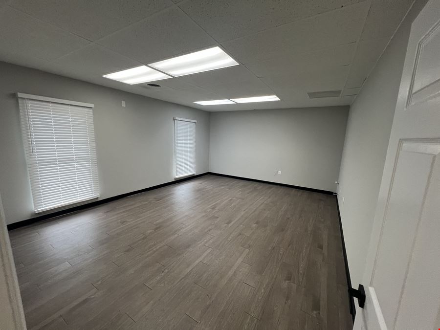 Professional Office Space in Prime Marietta Location
