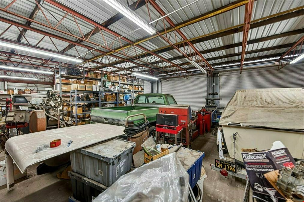 ±8,680 SF Office/Warehouse Facility w/ Secure Paved Yard