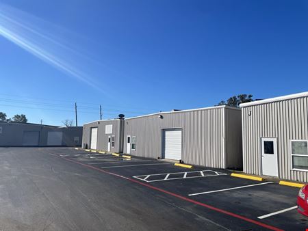 Preview of commercial space at 9103 Cypress Creek Pky