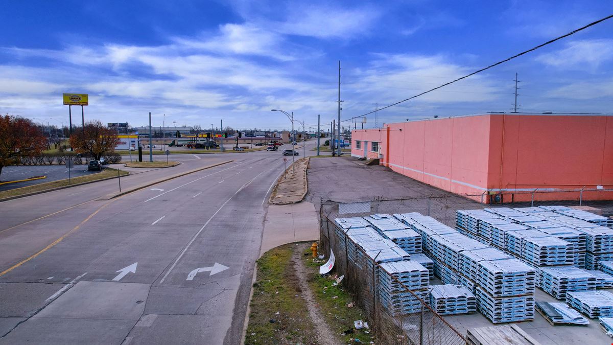 1250 Diamond Ave & 2400 Hwy 41