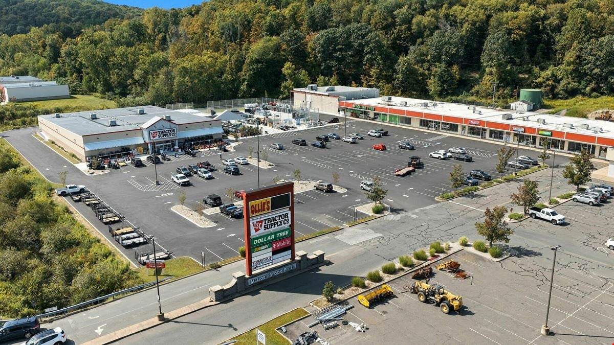 Mallory Brook Plaza
