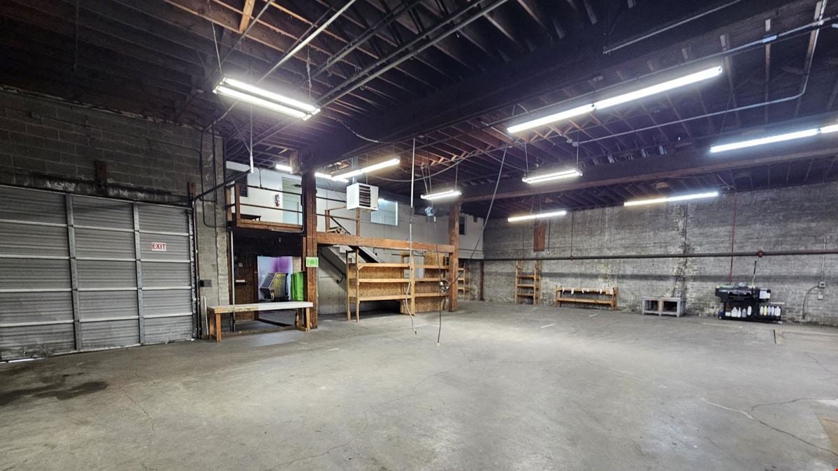 735 Commerce Ave