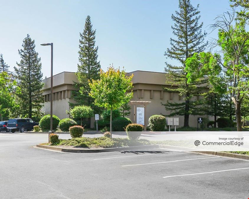 Pinecreek Business Park