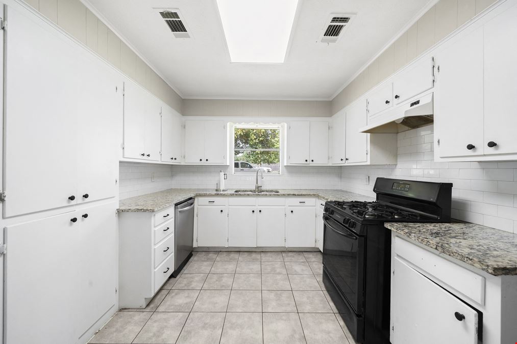 Multi-Use Property with Warehouse, Residential, and Office Space Available