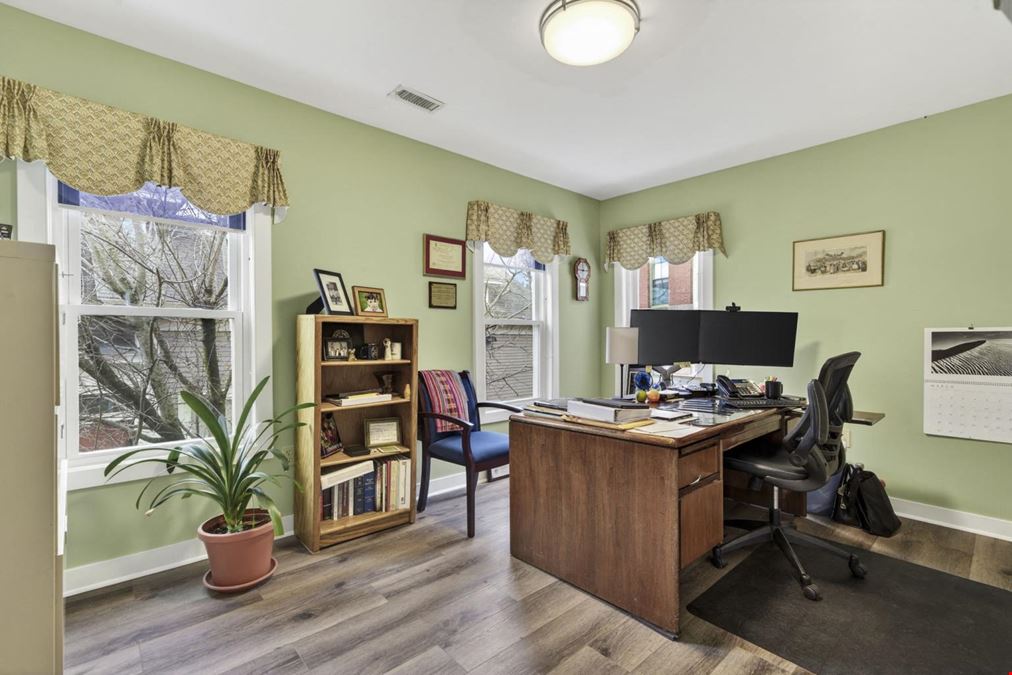 Flexible Use Building | Downtown Nashua | 2,500+/- SF | DMU Zoning