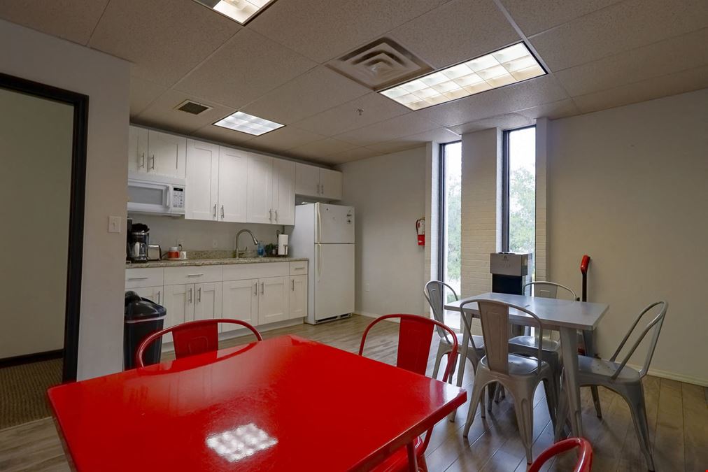 Professional Office Suite For Lease
