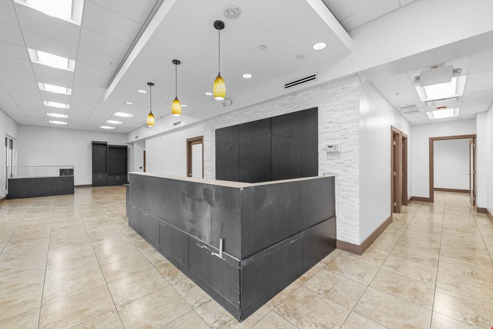 313 E Hallandale Beach Blvd