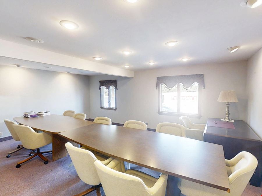 1438 W. 38th Street