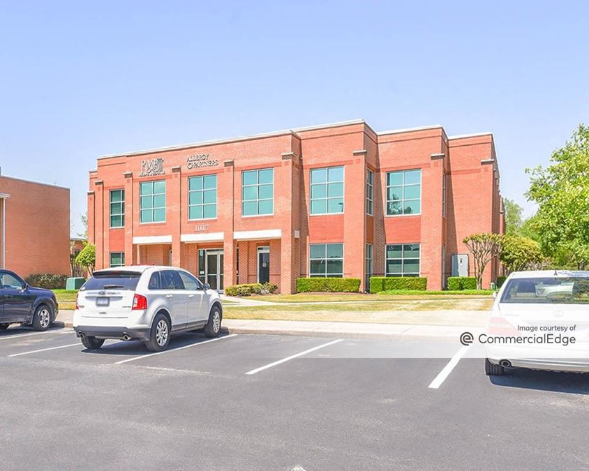 Pharma Office Park - 1015 & 1017 Ashes Drive