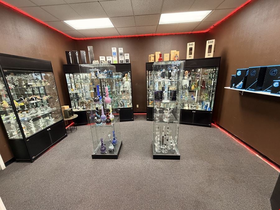 1st Ave Street Retail