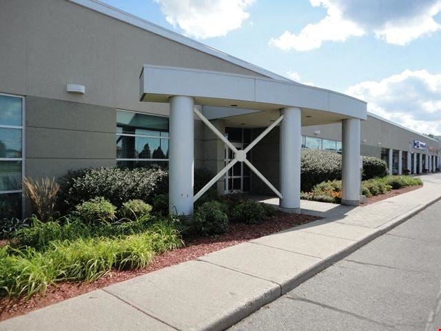 Lynwood Shopping Centre