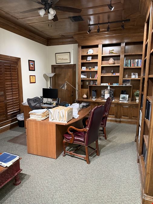 Executive Center Location