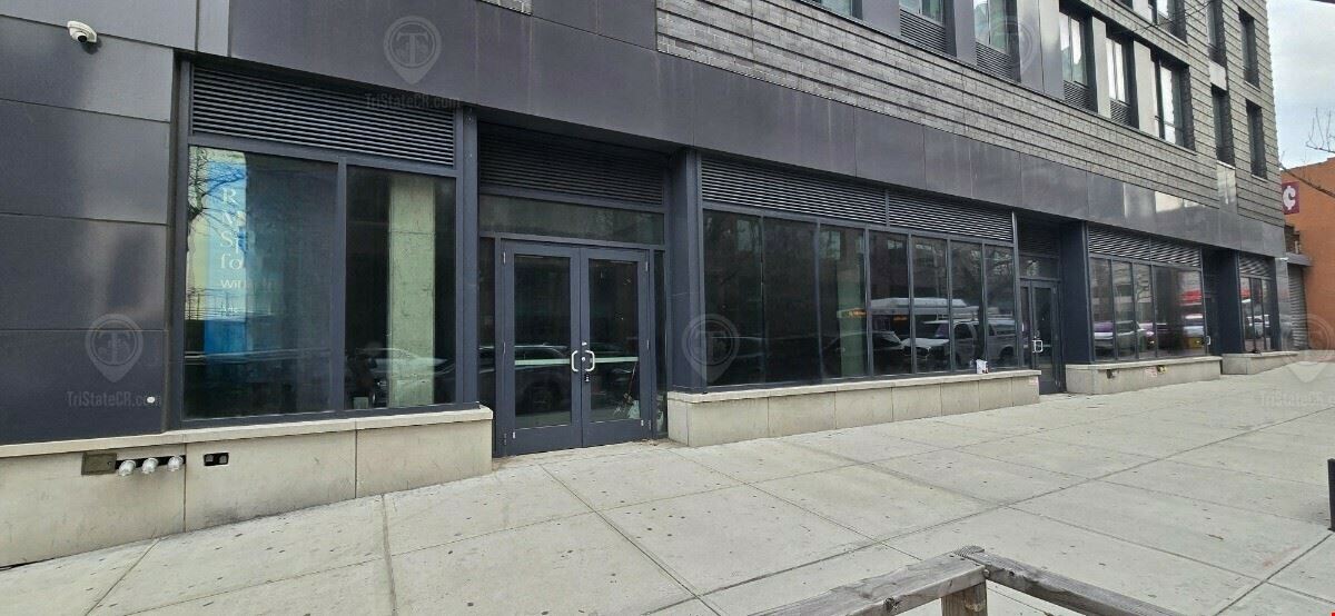 5,680 SF | 153-25 Jamaica Ave | 100 Feet of Glass Frontage on Jamaica Ave for Lease