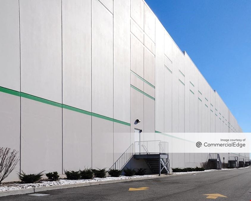 Middlesex Logistics Center