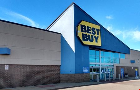 Preview of Retail space for Sale at 215-615 E Palatine Rd