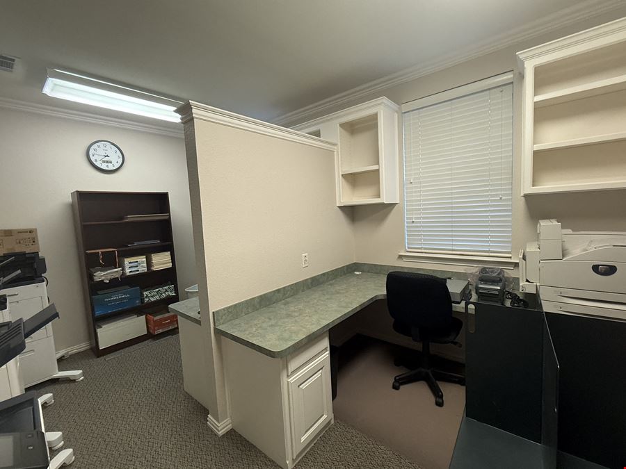 413 Harwood Rd