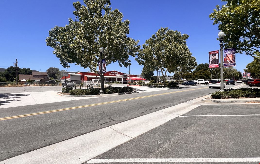 Washington Avenue Retail Building