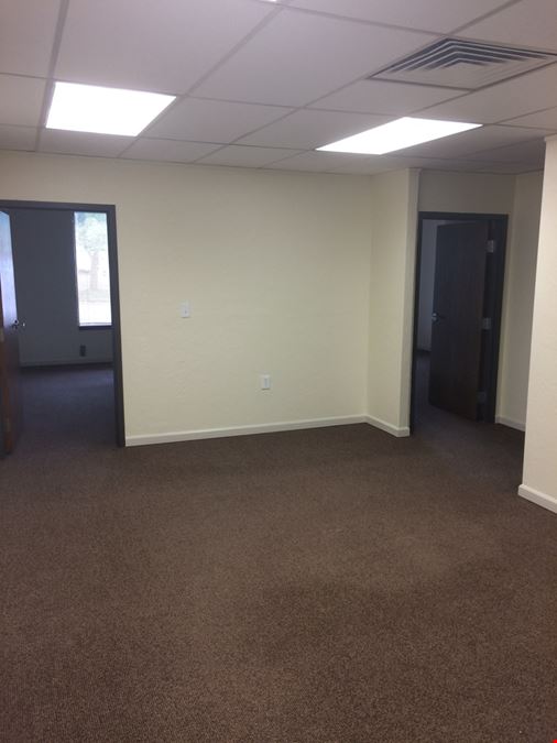 2500 Broadway Center