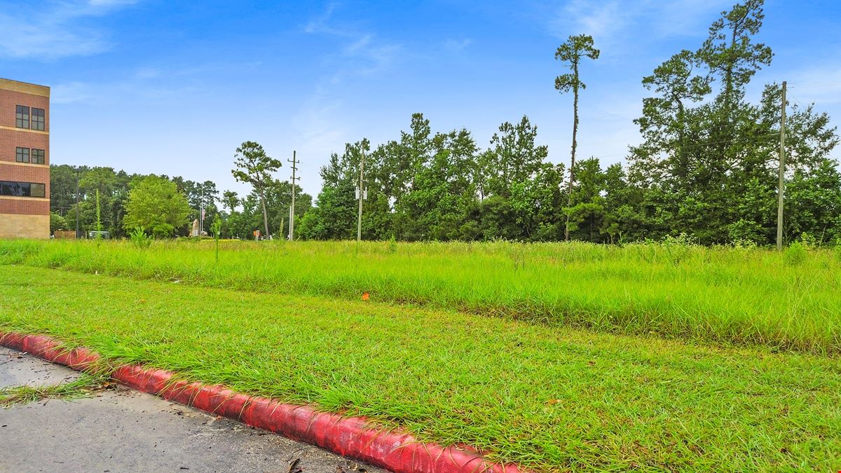 Development-Ready 1.12?Acre Commercial Parcel on FM?1960?W.