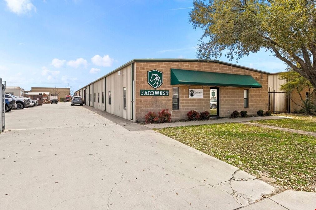 108 Commercial Pl