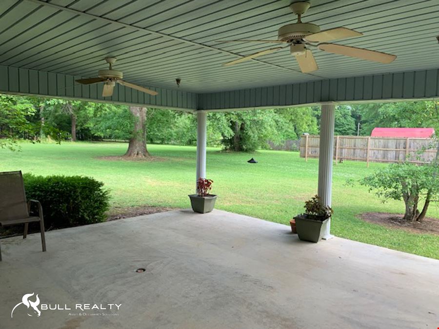 Assisted Living/Personal Care/Drug Treatment Facility | 62 Beds | ±24,000 SF