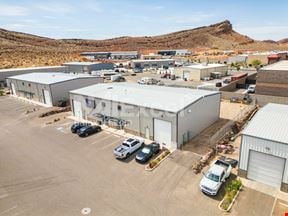 3000 SF Office-Warehouse