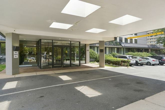 Preview of Office space for Sale at 801 N Pitt St