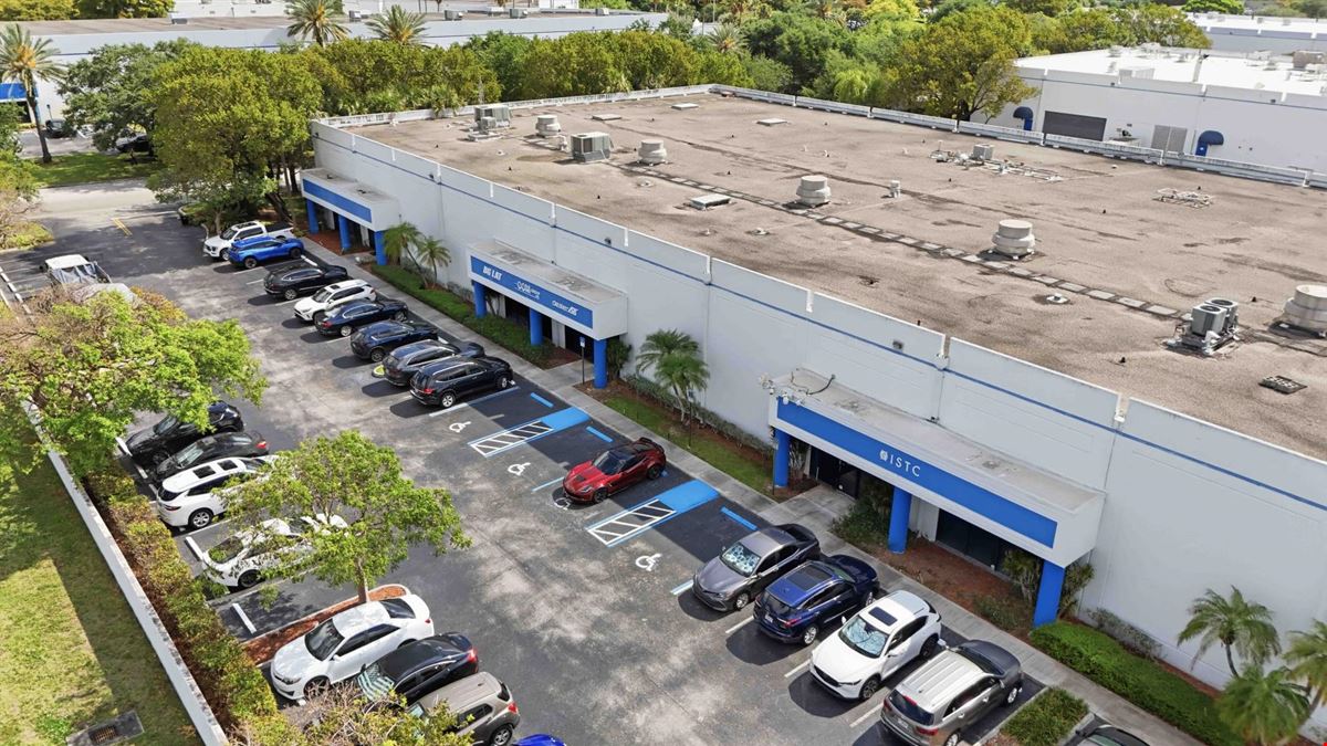 8850 NW 72nd Ave