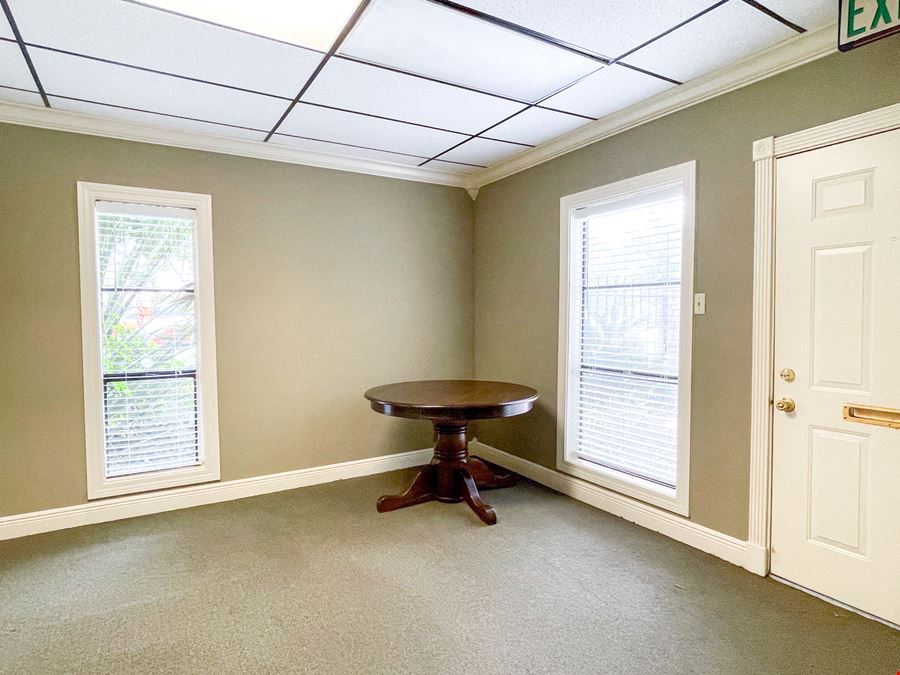 First-Floor Office Suite Off I-10 – Flexible Layout