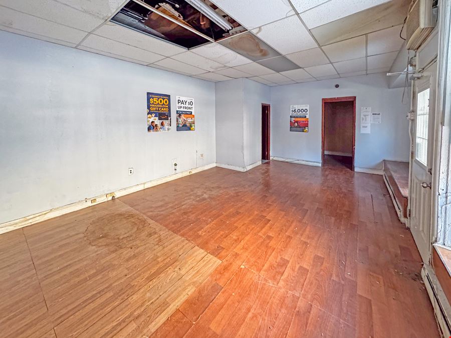 150 - 700 SF | 2318 Avenue D | Vanilla Box Retail Spaces for Lease
