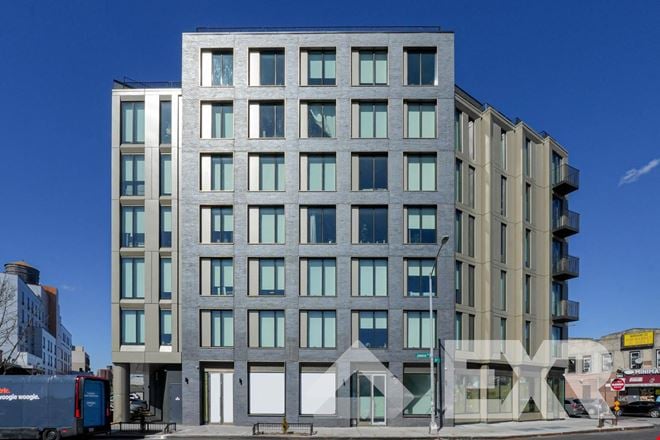 Preview of Mixed Use space for Rent at 88-36 139th St