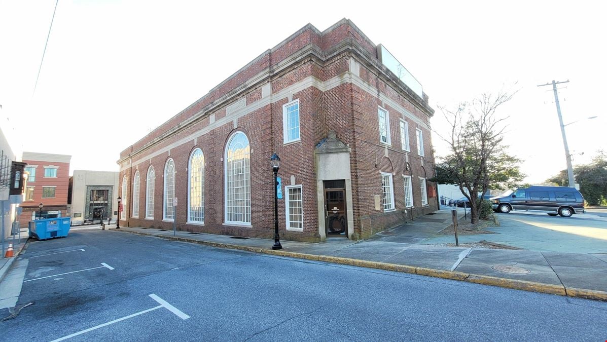 201 West Main Street