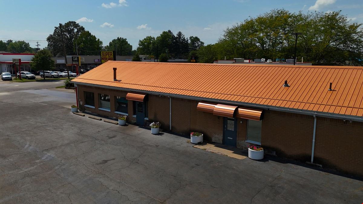 4450 E Main St
